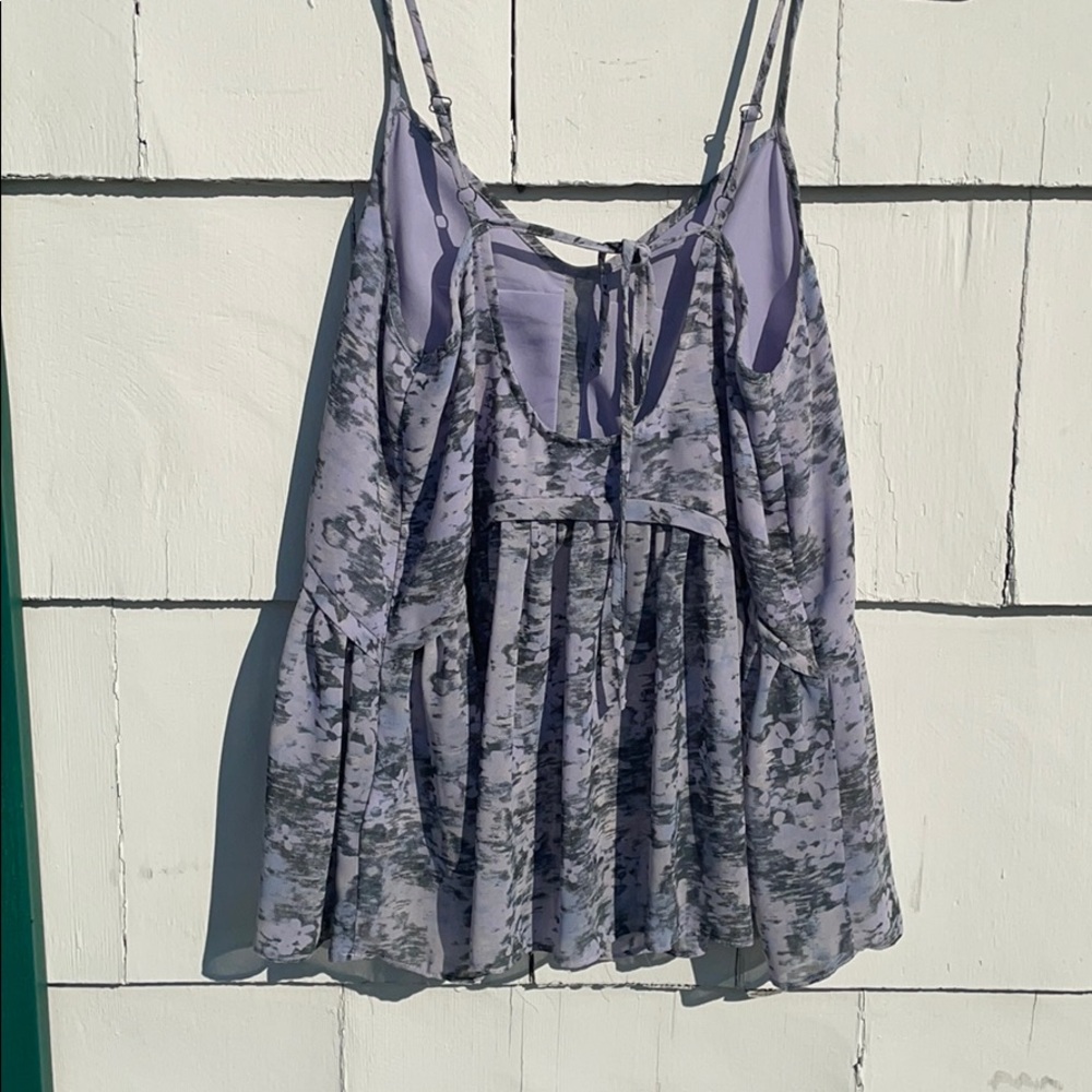 Flowy Tank Top Blouse - Picture 2 of 5